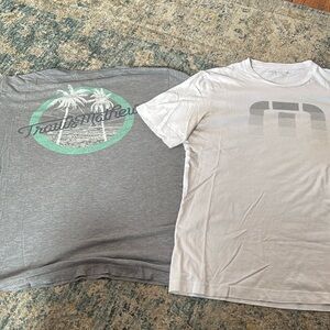 Bundle of 2 Travis mathew tshirts